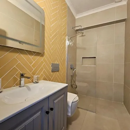 Βίλα Private Pool With Jacuzzi & Garden *